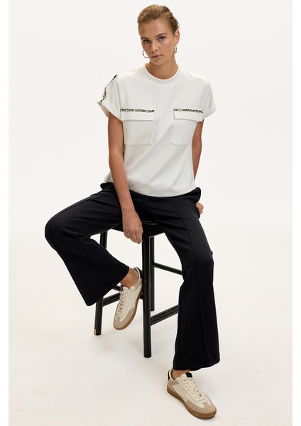 Şerit Detaylı Cepli Örme Tişört indirimleri