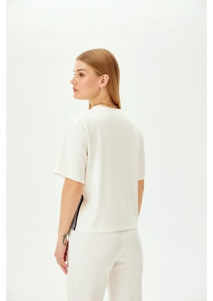 Bisiklet Yaka Kısa Kollu Şerit Detaylı Örme Tişört modelleri