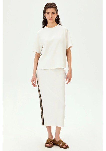 Bisiklet Yaka Kısa Kollu Şerit Detaylı Örme Tişört