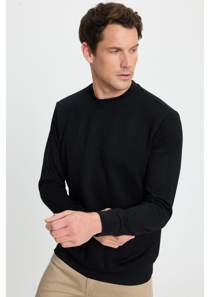 Erkek Relax Fit Rahat Kesim Uzun Kollu Ekstra Yumuşak Bisiklet Yaka Siyah Sweatshirt indirimleri