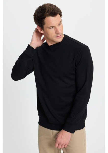 Erkek Relax Fit Rahat Kesim Uzun Kollu Ekstra Yumuşak Bisiklet Yaka Siyah Sweatshirt