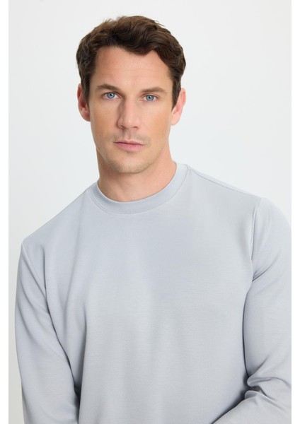 Erkek Relax Fit Rahat Kesim Uzun Kollu Ekstra Yumuşak Bisiklet Yaka Gri Sweatshirt fiyatları