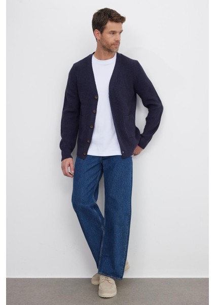 Erkek Standart Fit Normal Kesim V Yaka Düğmeli Lacivert Hırka fırsatları