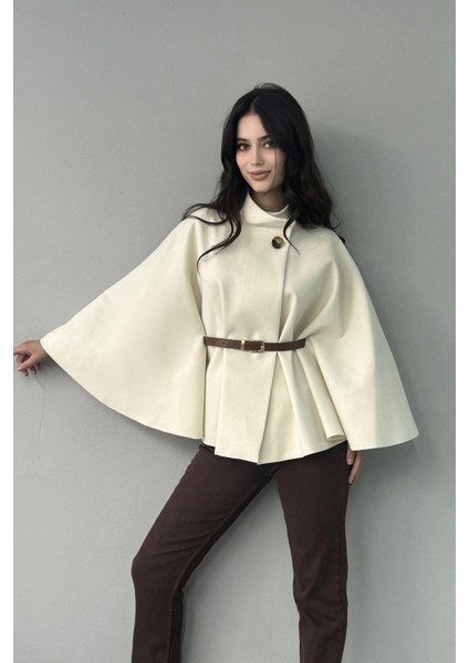 Haki̇m Yaka Kemer Detayli Kaşe Panço