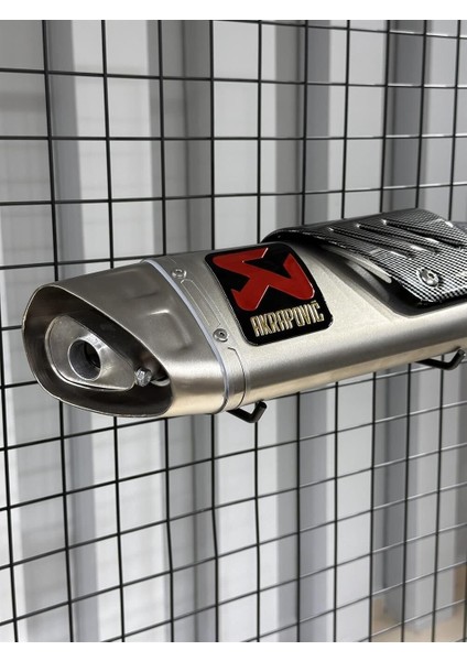 Akrapovic Silver Carbon Detail Motosiklet Performans Egzozu fırsatları