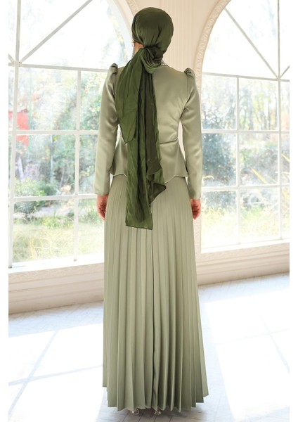 Taş ve Inci Detaylı Piliseli Saten Tesettür Abiye Elbise Açık Yeşil 1682