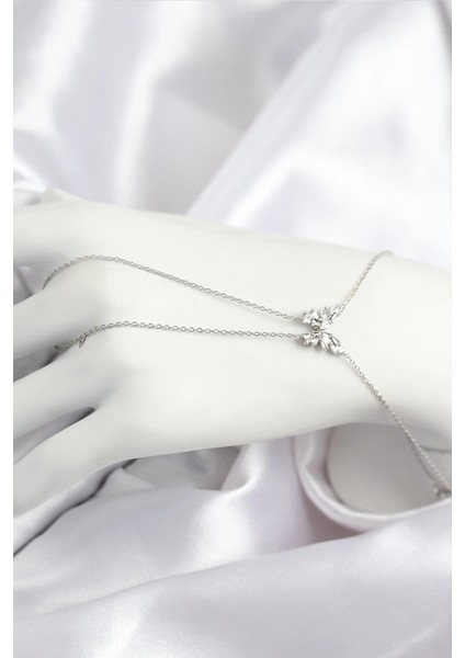 Pirinç Zirkon Taşlı Kelebek Model Gümüş Renk Şahmeran