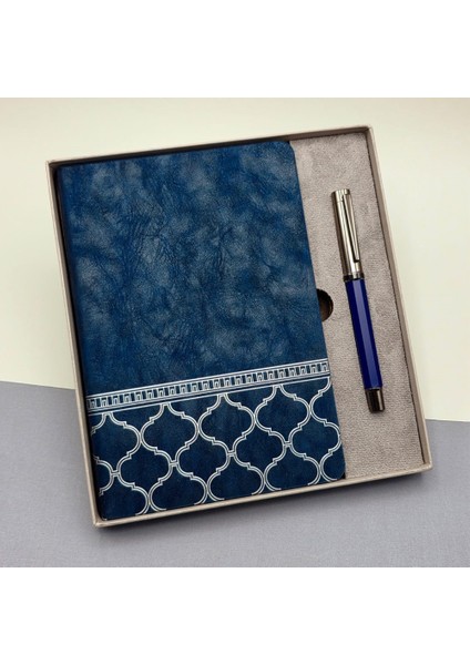 Kutulu Desenli Deri Defter Ve Metal Roller Kalem Set