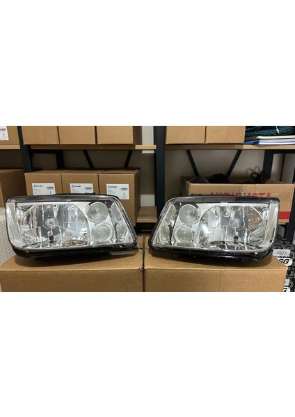 Vw Bora(97-04) Önfar Takımı Sisli Motorlu (1J5941018BD/1J5941017BD)