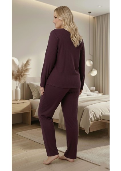 Kadın Kışlık Büyük Beden Yakası Düğmeli Uzun Kollu Interlok Pijama Takımı indirimleri