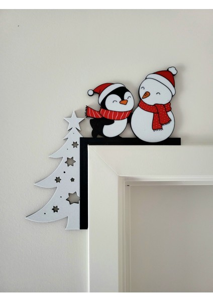 Kardan Adam ve Penguen Figürlü Yılbaşı Kapı Köşe Süsü