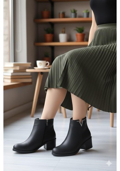 30542 Rahat Toka Detaylı 5 cm Topuk Yüksekliği Sıcak Astar Kadın Bot modelleri