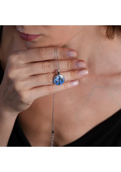 Dünya Açılır Kapanır Gümüş Kolye AK17 fiyatları