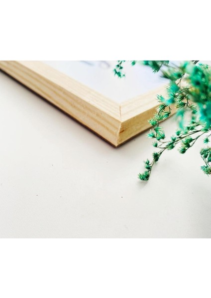 Üçlü Kalp ve Benekli Happy Ahşap Çerçeve Çocuk Odası fiyatları