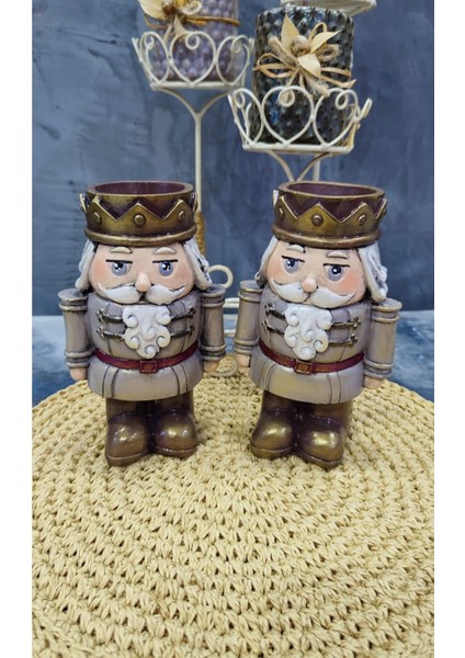 Şık Kurşun Asker Dekoratif Obje ve Mumluk, Evinize Zarif Dokunuş fiyatları