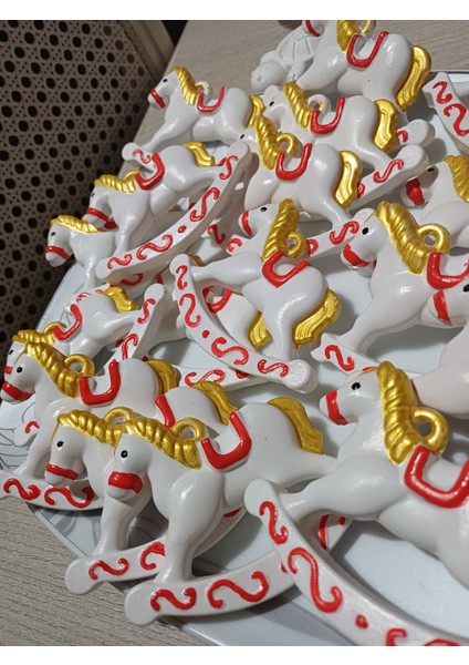 Şans Başarı Atı, Bereket Atı, Yeni Yil Ağaç Süsü Ev Ici Duvar Süsü, Araç Ici Ayna Süsü, Yeni Yil Hediyesi,doğum Günü Hediyesi Sevgililer Günü Hediyesi, Kurumsal Hediyelik modelleri