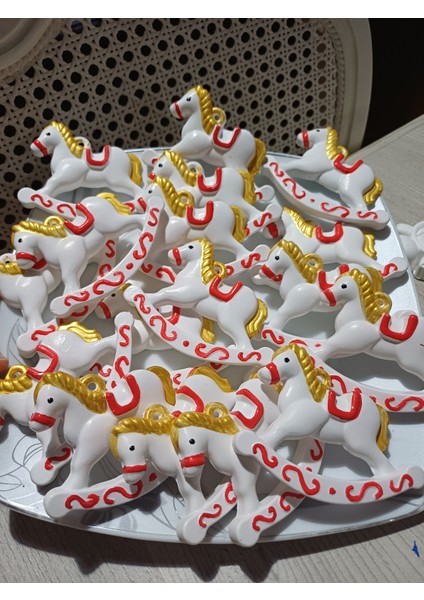 Şans Başarı Atı, Bereket Atı, Yeni Yil Ağaç Süsü Ev Ici Duvar Süsü, Araç Ici Ayna Süsü, Yeni Yil Hediyesi,doğum Günü Hediyesi Sevgililer Günü Hediyesi, Kurumsal Hediyelik fırsatları