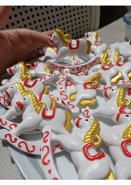 Şans Başarı Atı, Bereket Atı, Yeni Yil Ağaç Süsü Ev Ici Duvar Süsü, Araç Ici Ayna Süsü, Yeni Yil Hediyesi,doğum Günü Hediyesi Sevgililer Günü Hediyesi, Kurumsal Hediyelik