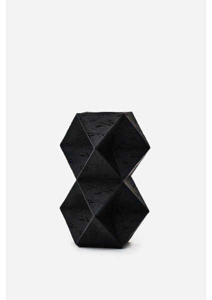 Şık ve Modern Taş Mumluk, Evinizin Atmosferini Güzelleştirir