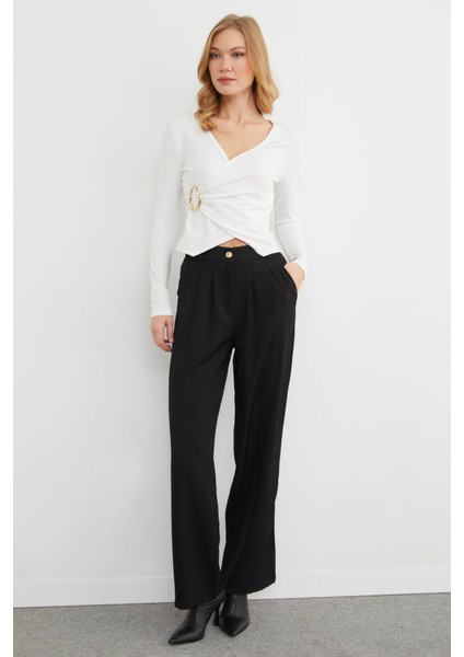 Toka Detaylı Kruvaze Yaka Bluz fiyatları