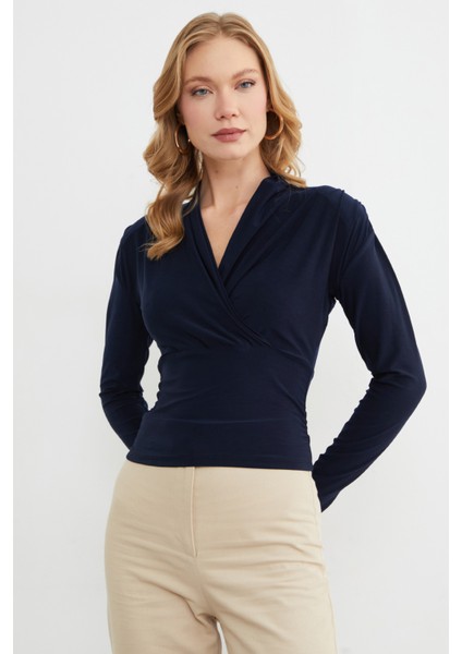 Omuz Vatkalı Kruvaze Yaka Bluz fiyatları