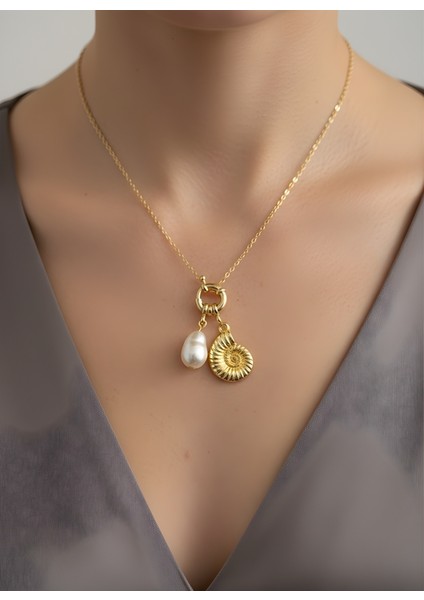 Incili Deniz Kabuğu Kolye