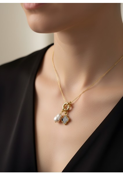 Incili Siyah Yonca Kolye