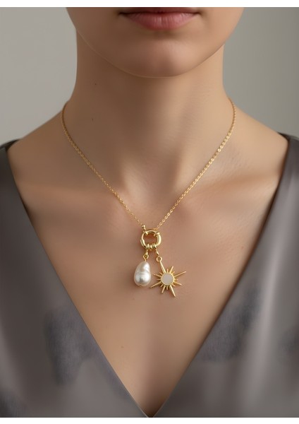 Incili Beyaz Mineli Kutup Yıldızı Kolye