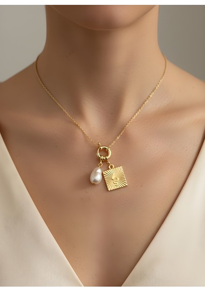 Incili Plaka Yılan Kolye