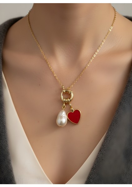 Incili Kırmızı Kalp Kolye