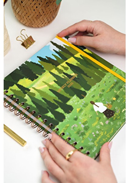 2026 Yılı Haftalık Kare Ajanda 12 Aylık Manzara 19x21 cm 90 gr