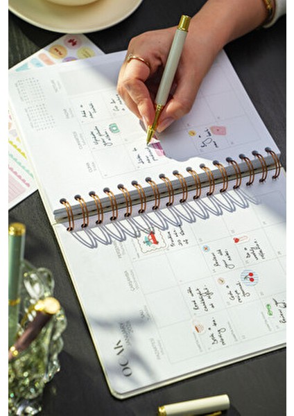 2026 Yılı A5 Spiralli Ajanda 15x21 cm - 12 Aylık 90 gr Kağıt