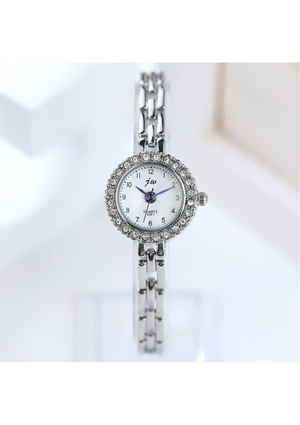 Bilezik Saat Elmas Alaşım Bilezik Saat Öğrenci Tarzı Üst Düzey Kuvars Saat Kadın Saati (Yurt Dışından)