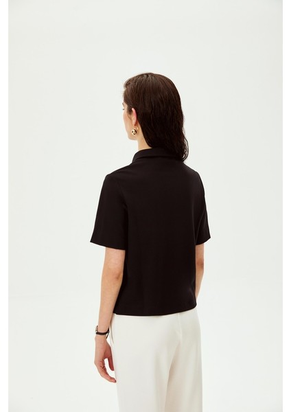 Gömlek Yaka Çıtçıtlı Düz Kesim Örme Tişört modelleri