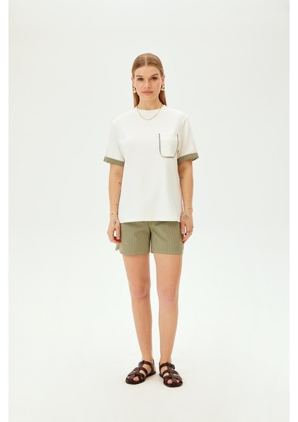 Bisiklet Yaka Cep Detaylı Çizgili Örme Tişört fırsatları