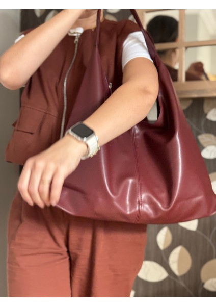Bordo Düz Tek Askılı Geniş Omuz Çantası fiyatları