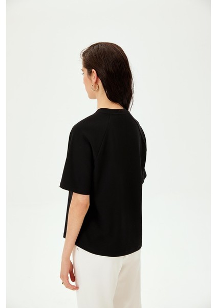 Bağcıklı Bisiklet Yaka Regular Örme Tişört modelleri