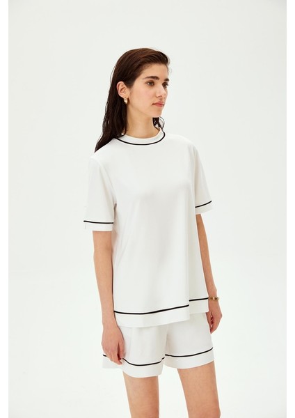 Şerit Detaylı Regular Örme Tişört fırsatları