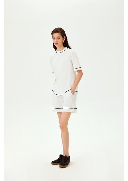 Şerit Detaylı Regular Örme Tişört indirimleri