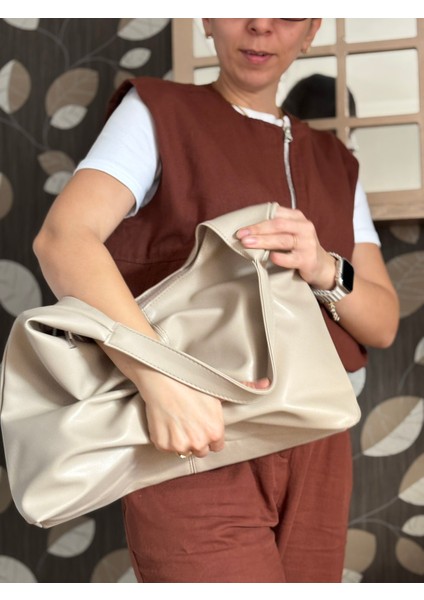 Bej Düz Tek Askılı Geniş Omuz Çantası fiyatları