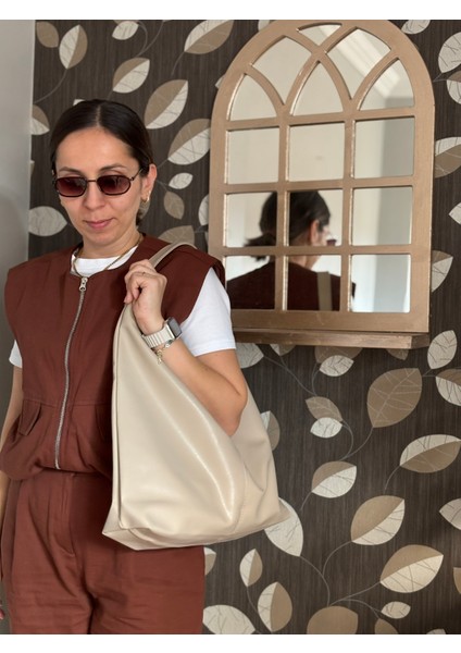 Bej Düz Tek Askılı Geniş Omuz Çantası fırsatları