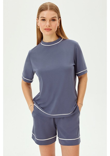 Şerit Detaylı Regular Örme Tişört