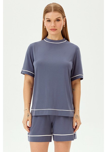 Şerit Detaylı Regular Örme Tişört fırsatları