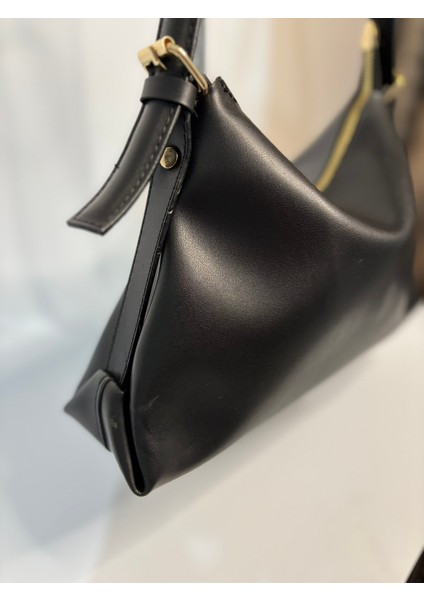 Aria Siyahtek Askılı Omuz Çantası modelleri