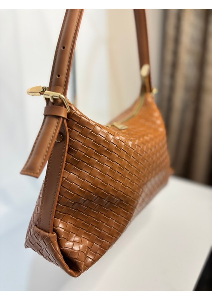 Ariaa Bombelli Taba Tek Askılı Omuz Çantası modelleri