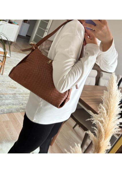 Ariaa Bombelli Taba Tek Askılı Omuz Çantası fırsatları