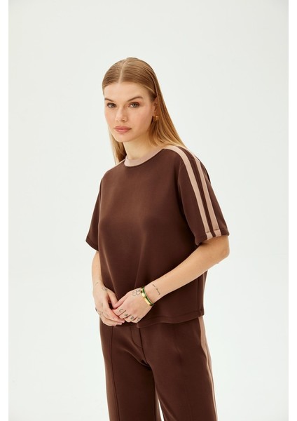 Bisiklet Yaka Düşük Kol Modal Karışımlı Örme Kumaş T-Shirt