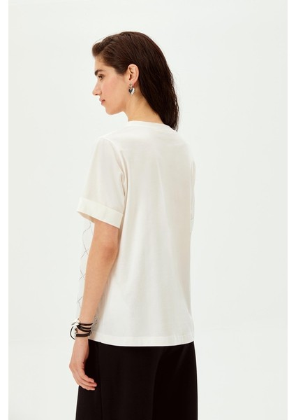 Taşlı Baklava Desenli Bisiklet Yaka Pamuklu Regular Örme Tişört fiyatları