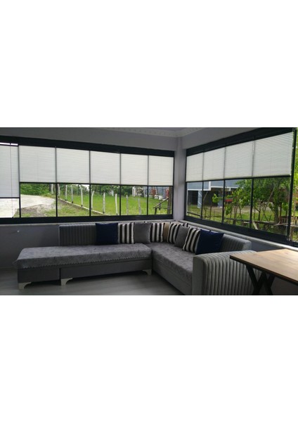 Beyaz Plise Perde – Özel Ölçü, Kolay Montaj, Cam Balkon ve Pimapen Uyumlu modelleri