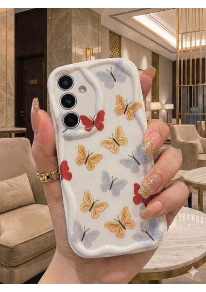 Samsung Galaxy A35 Uyumlu Renkli Kelebek Desenli Dalgalı Kenar Kılıf - Kamera Korumalı